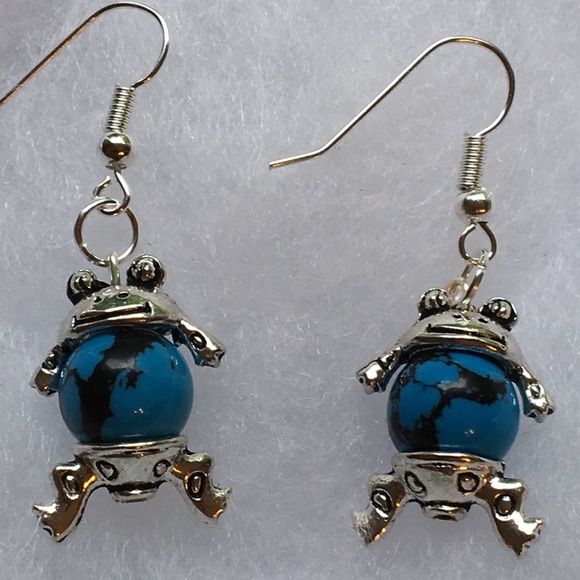SOLD Blue Turquoise Silver Frog Earrings - Picture 4 of 8